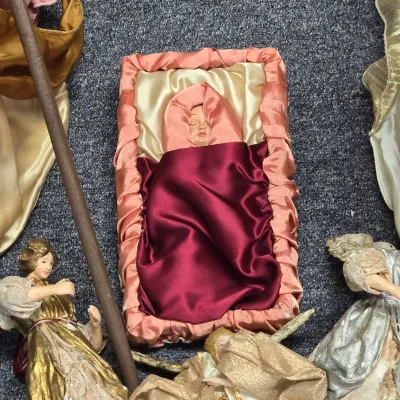 LOT 75: Vintage Dromedary Camel Figurines and Nativity Set Including 3 Kings, Mary, Joseph, Baby Jesus, and More