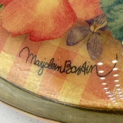 LOT 92: Four Paperweights -Joe St. Clair and More