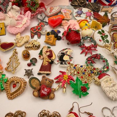 LOT 84: Big Lot of Holiday Pins, Earrings and More