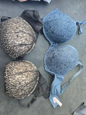 Sale Photo Thumbnail #389: 36DD