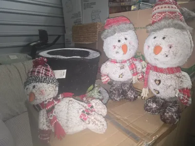 Sale Photo Thumbnail #194: Star snowman is ceramic