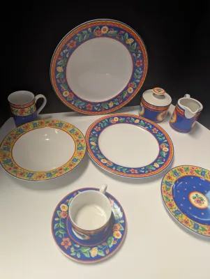 18 Pieces Of Misono Avignon 4855 Tableware