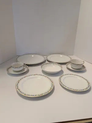 80 Pieces Of O.P. Co. Syracuse China Melrose Ivory Tableware
