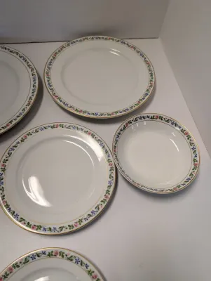 80 Pieces Of O.P. Co. Syracuse China Melrose Ivory Tableware