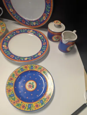 18 Pieces Of Misono Avignon 4855 Tableware