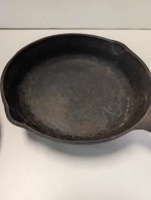 Pair Of Cast Iron Skillets - 1 Made In USA No. 5