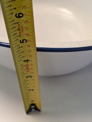 Serving Bowls Plastic, Glass, Enamel & Ceramic