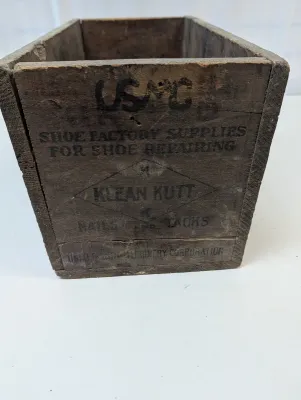 Antique Klean Kutt Nails & Tacks Wooden Advertising Crate Shoe Repairing