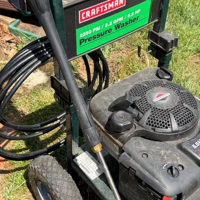 LOT 213S: Craftsman 2250 PSI Pressure Washer - Model 580.767202