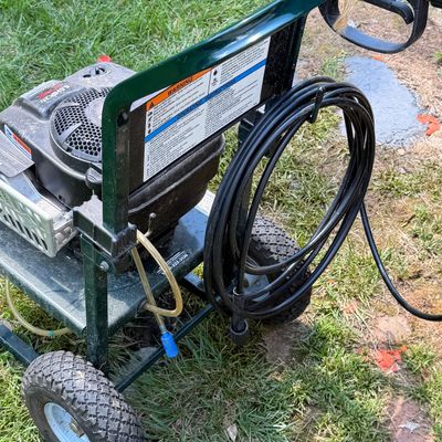 LOT 213S: Craftsman 2250 PSI Pressure Washer - Model 580.767202