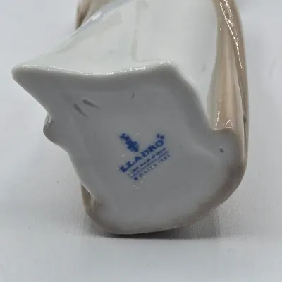 LOT 26L: Set of Retired Lladró Porcelain Nativity Ornaments Depicting the Holy Family and the Three Wise Men as Children