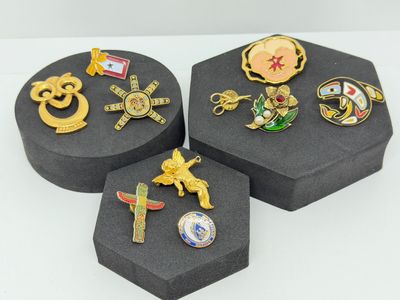 LOT 327: Gold Tone Pin Collection