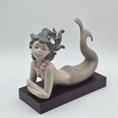 LOT 15L: Retired Lladro "Fantasy" Mermaid Figurine