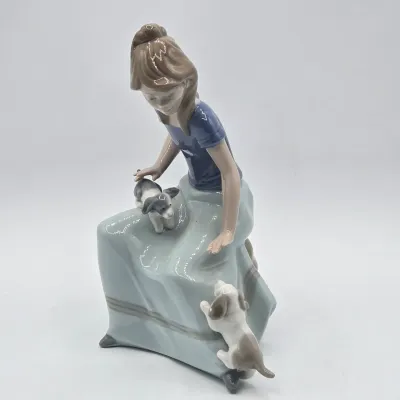 LOT 24L: Vintage Glazed Porcelain Figurine Titled "Playmates" by NAO by Lladró