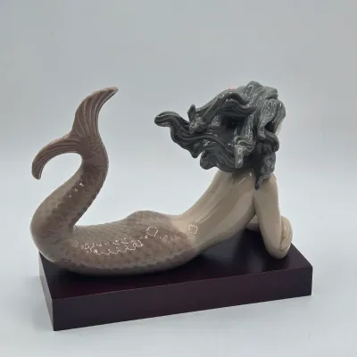 LOT 15L: Retired Lladro "Fantasy" Mermaid Figurine