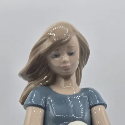 LOT 32L: Vintage NAO by Lladró Porcelain Figurine Titled "Country Girl with Rabbit"