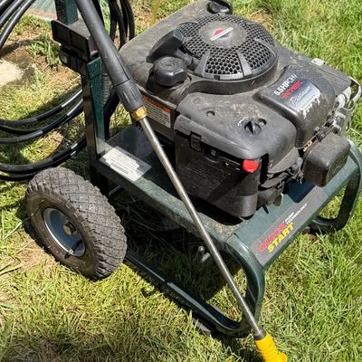 LOT 213S: Craftsman 2250 PSI Pressure Washer - Model 580.767202