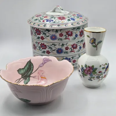 LOT 43L: Vintage Toyo Japan Pink Calla Lily Ceramic Bowl, AYNSLEY England Pembroke Flower Bird Pattern Bud Vase, and Vintage Japanese...