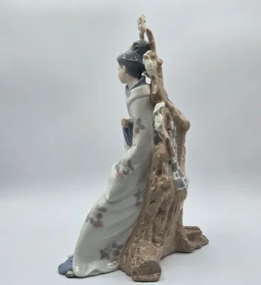LOT 14L: DAMAGED /REPAIR Lot - Two Handcrafted Lladró Mermaid Figurines, Retired Lladró Geisha Porcelain Figurine, and Vintage 1985...
