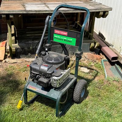 LOT 213S: Craftsman 2250 PSI Pressure Washer - Model 580.767202