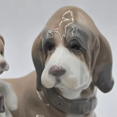 LOT 21L: Retired Lladró "New Playmates" Porcelain Figurine