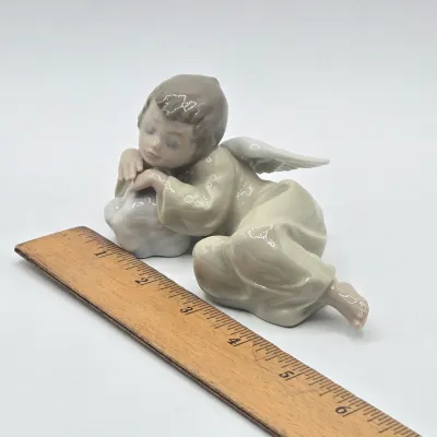 LOT 28L: Lladró "Heavenly Dreamer" Porcelain Figurine