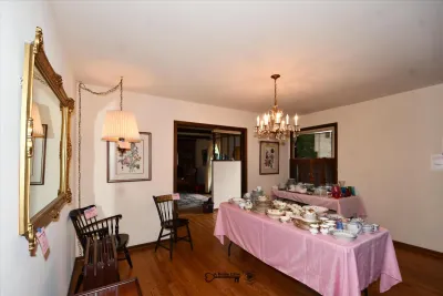 094 dining room
