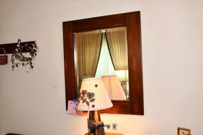 423 bedroom b