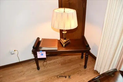 075 living room