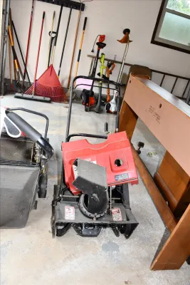 651 garage