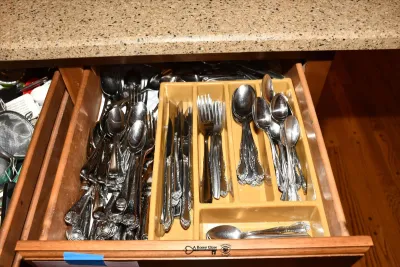 206 kitchen