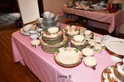 125 dining room