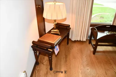 078 living room