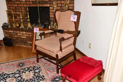 033 living room