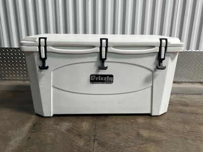 GRIZZLY COOLER
