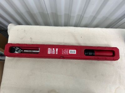 HYPER TOUGH 1/2” DRIVE TORQUE WRENCH