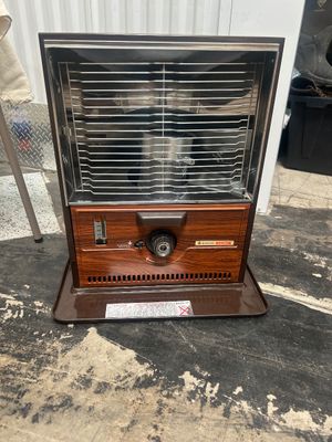 SANYO KEROSENE HEATER MODEL CHRG25A