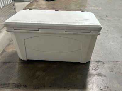 GRIZZLY COOLER