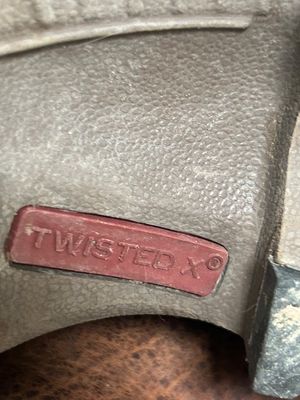 Sale Photo Thumbnail #334: Size 9M & 8D