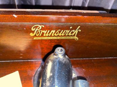 1903-1912 BRUNSWICK PHONOGRAPH WITH RECORDS