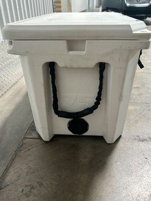 GRIZZLY COOLER
