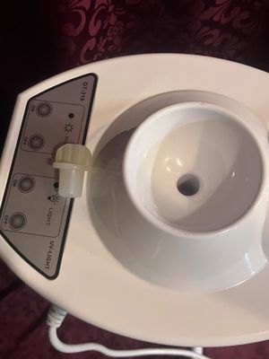 Sale Photo Thumbnail #1196: . Material: ABS, PC, Metal
Color: White
Voltage: 110V
Power: 750W
Plug Type: US Standard
Water Reservoir Capacity: 600ML
Max Height Ajustable: 47 inch
Leg Diameter: 22.8 inch
Weight: 3.8KG
Power Cable Length: 135CM