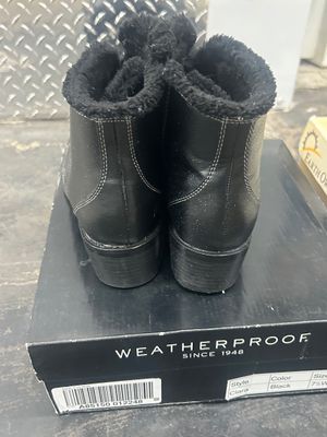 Sale Photo Thumbnail #1113: Size 7-1/2