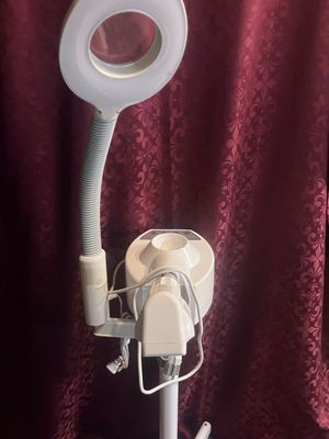Sale Photo Thumbnail #1198: . Material: ABS, PC, Metal
Color: White
Voltage: 110V
Power: 750W
Plug Type: US Standard
Water Reservoir Capacity: 600ML
Max Height Ajustable: 47 inch
Leg Diameter: 22.8 inch
Weight: 3.8KG
Power Cable Length: 135CM