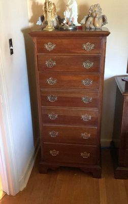 Sale Photo Thumbnail #4: Kling lingerie chest