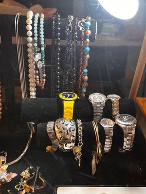 Sale Photo Thumbnail #500