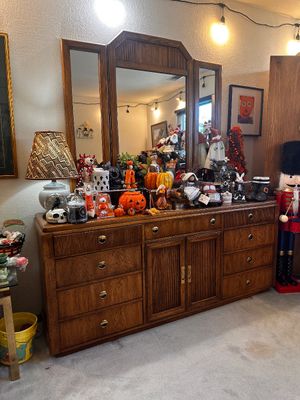 Sale Photo Thumbnail #372