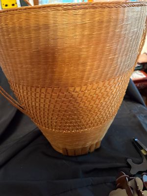 Sale Photo Thumbnail #104: Beautiful basket!