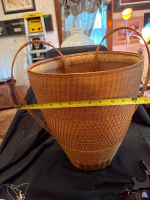 Sale Photo Thumbnail #108: Beautiful basket!