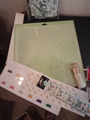 CRICUT MAT, SCRAPBOOKING SUPPLIES, OTT LITE